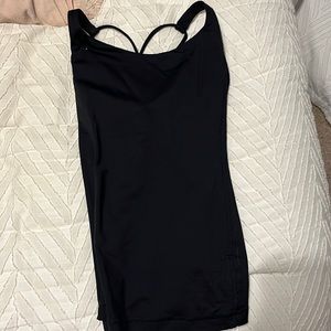 older lululemon black tank